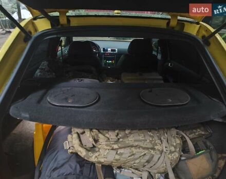 Жовтий Шкода Фабія, об'ємом двигуна 1.9 л та пробігом 252 тис. км за 3500 $, фото 14 на Automoto.ua
