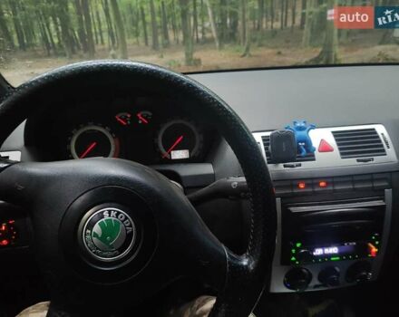 Жовтий Шкода Фабія, об'ємом двигуна 1.9 л та пробігом 252 тис. км за 3500 $, фото 13 на Automoto.ua