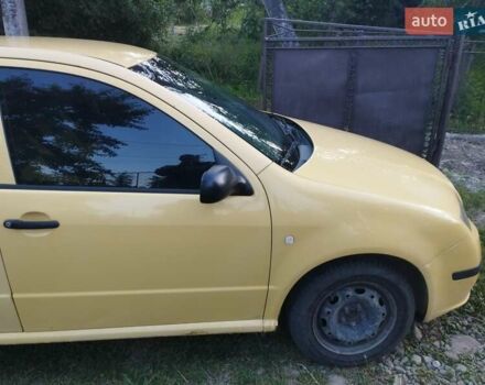 Жовтий Шкода Фабія, об'ємом двигуна 1.2 л та пробігом 245 тис. км за 2800 $, фото 10 на Automoto.ua