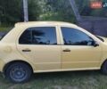 Жовтий Шкода Фабія, об'ємом двигуна 1.2 л та пробігом 245 тис. км за 2800 $, фото 5 на Automoto.ua