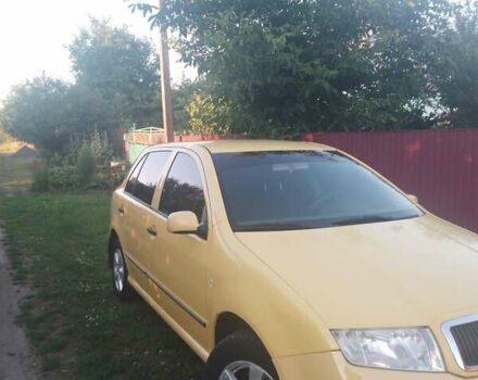 Желтый Шкода Фабия, объемом двигателя 1.2 л и пробегом 278 тыс. км за 3700 $, фото 11 на Automoto.ua