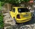 Желтый Шкода Фабия, объемом двигателя 1.2 л и пробегом 164 тыс. км за 2800 $, фото 5 на Automoto.ua