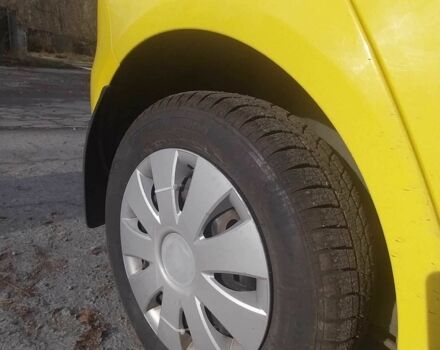 Жовтий Шкода Фабія, об'ємом двигуна 1.2 л та пробігом 203 тис. км за 4900 $, фото 3 на Automoto.ua