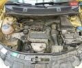 Желтый Шкода Фабия, объемом двигателя 1.2 л и пробегом 182 тыс. км за 4500 $, фото 18 на Automoto.ua