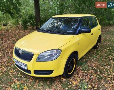 Жовтий Шкода Фабія, об'ємом двигуна 1.2 л та пробігом 182 тис. км за 3999 $, фото 15 на Automoto.ua