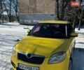 Желтый Шкода Фабия, объемом двигателя 1.2 л и пробегом 307 тыс. км за 3000 $, фото 1 на Automoto.ua