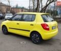 Желтый Шкода Фабия, объемом двигателя 1.2 л и пробегом 152 тыс. км за 4700 $, фото 6 на Automoto.ua