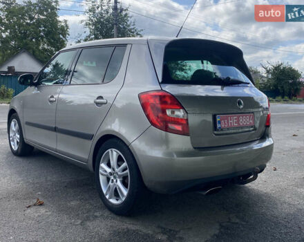 Желтый Шкода Фабия, объемом двигателя 1.6 л и пробегом 138 тыс. км за 6800 $, фото 1 на Automoto.ua