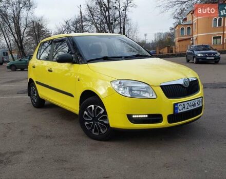 Желтый Шкода Фабия, объемом двигателя 1.2 л и пробегом 152 тыс. км за 4700 $, фото 1 на Automoto.ua