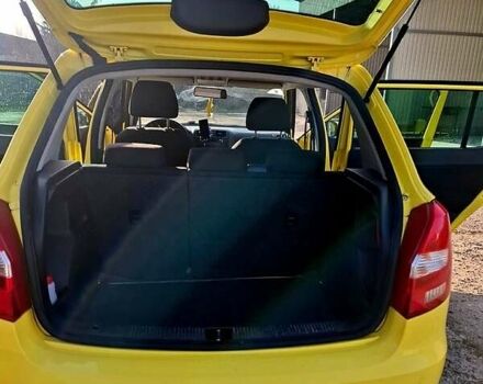 Жовтий Шкода Фабія, об'ємом двигуна 1.2 л та пробігом 163 тис. км за 5500 $, фото 5 на Automoto.ua