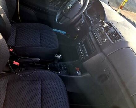 Жовтий Шкода Фабія, об'ємом двигуна 1.2 л та пробігом 163 тис. км за 5500 $, фото 11 на Automoto.ua