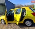 Жовтий Шкода Фабія, об'ємом двигуна 1.2 л та пробігом 163 тис. км за 5500 $, фото 3 на Automoto.ua