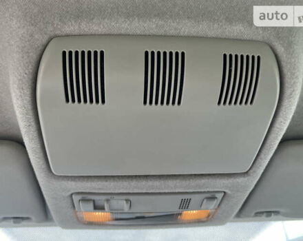 Желтый Шкода Фабия, объемом двигателя 1.2 л и пробегом 173 тыс. км за 5990 $, фото 16 на Automoto.ua