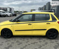 Желтый Шкода Фабия, объемом двигателя 1.2 л и пробегом 173 тыс. км за 5990 $, фото 3 на Automoto.ua