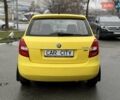 Жовтий Шкода Фабія, об'ємом двигуна 1.39 л та пробігом 298 тис. км за 4300 $, фото 5 на Automoto.ua
