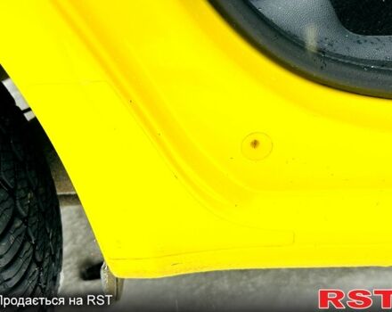 Желтый Шкода Фабия, объемом двигателя 1.2 л и пробегом 142 тыс. км за 5700 $, фото 12 на Automoto.ua