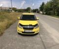 Желтый Шкода Фабия, объемом двигателя 1.4 л и пробегом 260 тыс. км за 4502 $, фото 1 на Automoto.ua