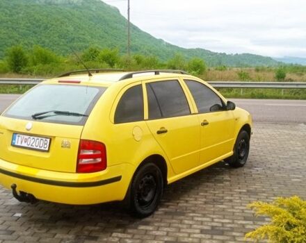 Жовтий Шкода Фабія, об'ємом двигуна 0.14 л та пробігом 285 тис. км за 1250 $, фото 6 на Automoto.ua