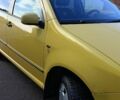 Желтый Шкода Фабия, объемом двигателя 1.4 л и пробегом 210 тыс. км за 3600 $, фото 10 на Automoto.ua
