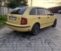 Жовтий Шкода Фабія, об'ємом двигуна 1.2 л та пробігом 250 тис. км за 3000 $, фото 2 на Automoto.ua
