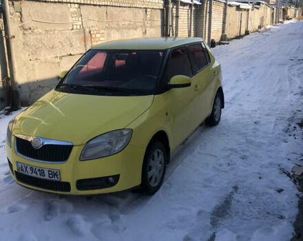 Желтый Шкода Фабия, объемом двигателя 1.2 л и пробегом 302 тыс. км за 3600 $, фото 13 на Automoto.ua
