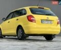 Желтый Шкода Фабия, объемом двигателя 1.2 л и пробегом 420 тыс. км за 3699 $, фото 6 на Automoto.ua