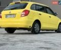 Желтый Шкода Фабия, объемом двигателя 1.2 л и пробегом 420 тыс. км за 3699 $, фото 8 на Automoto.ua