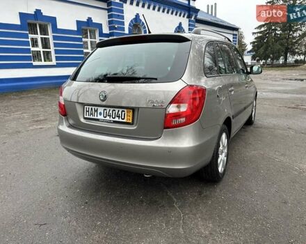 Желтый Шкода Фабия, объемом двигателя 1.2 л и пробегом 200 тыс. км за 7500 $, фото 11 на Automoto.ua