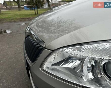 Желтый Шкода Фабия, объемом двигателя 1.2 л и пробегом 200 тыс. км за 7500 $, фото 15 на Automoto.ua