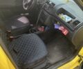 Желтый Шкода Фабия, объемом двигателя 1.4 л и пробегом 265 тыс. км за 5500 $, фото 3 на Automoto.ua