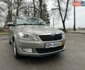 Желтый Шкода Фабия, объемом двигателя 1.2 л и пробегом 200 тыс. км за 7500 $, фото 5 на Automoto.ua