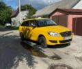 Желтый Шкода Фабия, объемом двигателя 1.2 л и пробегом 285 тыс. км за 4500 $, фото 1 на Automoto.ua