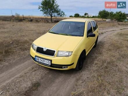 Жовтий Шкода Фабія, об'ємом двигуна 1.4 л та пробігом 209 тис. км за 4200 $, фото 1 на Automoto.ua