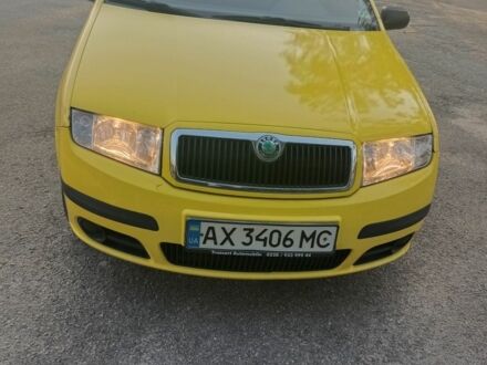 Шкода Фабія 2006 у Харкові на Automoto.ua Жовтий Шкода Фабія, об'ємом двигуна 1.2 л та пробігом 260 тис. км за 3000 $, фото 1 на Automoto.ua