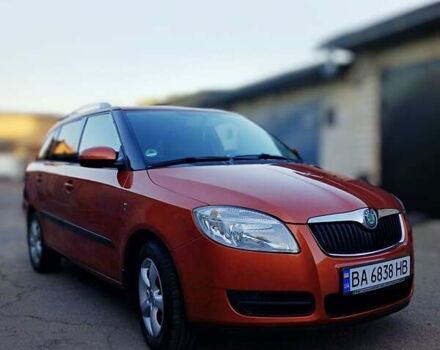 Жовтий Шкода Фабія, об'ємом двигуна 1.2 л та пробігом 214 тис. км за 5400 $, фото 1 на Automoto.ua