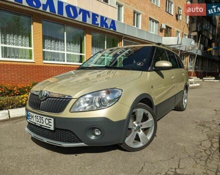 Желтый Шкода Фабия, объемом двигателя 1.6 л и пробегом 207 тыс. км за 7700 $, фото 1 на Automoto.ua