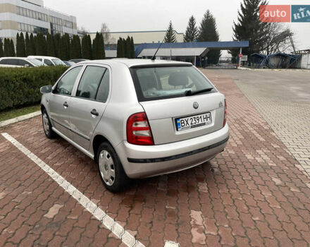 Серый Шкода Фабия, объемом двигателя 1.9 л и пробегом 276 тыс. км за 3300 $, фото 4 на Automoto.ua