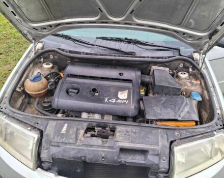 Сірий Шкода Фабія, об'ємом двигуна 1.4 л та пробігом 303 тис. км за 2600 $, фото 11 на Automoto.ua