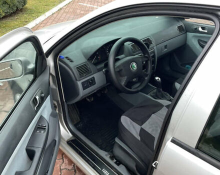 Серый Шкода Фабия, объемом двигателя 1.9 л и пробегом 276 тыс. км за 3300 $, фото 8 на Automoto.ua