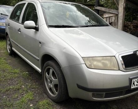 Серый Шкода Фабия, объемом двигателя 1.4 л и пробегом 280 тыс. км за 1100 $, фото 1 на Automoto.ua