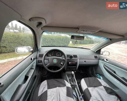 Серый Шкода Фабия, объемом двигателя 1.9 л и пробегом 276 тыс. км за 3300 $, фото 7 на Automoto.ua