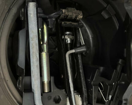 Серый Шкода Фабия, объемом двигателя 1.4 л и пробегом 158 тыс. км за 2999 $, фото 11 на Automoto.ua