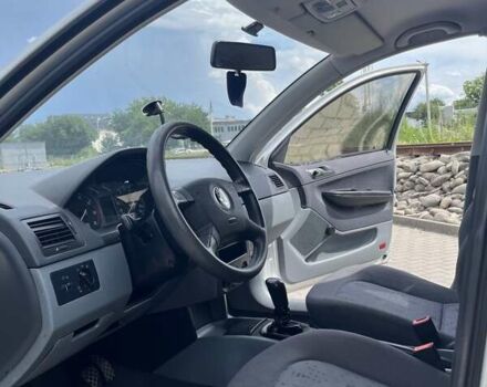 Сірий Шкода Фабія, об'ємом двигуна 1.4 л та пробігом 255 тис. км за 3400 $, фото 20 на Automoto.ua