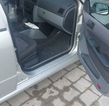 Серый Шкода Фабия, объемом двигателя 1.39 л и пробегом 158 тыс. км за 2350 $, фото 8 на Automoto.ua