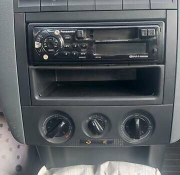 Серый Шкода Фабия, объемом двигателя 1.39 л и пробегом 158 тыс. км за 2350 $, фото 12 на Automoto.ua