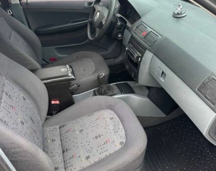 Сірий Шкода Фабія, об'ємом двигуна 1.4 л та пробігом 315 тис. км за 3700 $, фото 9 на Automoto.ua