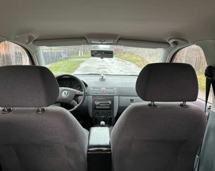 Сірий Шкода Фабія, об'ємом двигуна 1.4 л та пробігом 315 тис. км за 3700 $, фото 8 на Automoto.ua