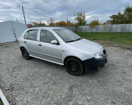 Сірий Шкода Фабія, об'ємом двигуна 1.39 л та пробігом 280 тис. км за 2100 $, фото 2 на Automoto.ua