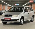 Сірий Шкода Фабія, об'ємом двигуна 1.39 л та пробігом 200 тис. км за 3300 $, фото 1 на Automoto.ua