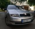 Серый Шкода Фабия, объемом двигателя 1.4 л и пробегом 328 тыс. км за 4400 $, фото 1 на Automoto.ua